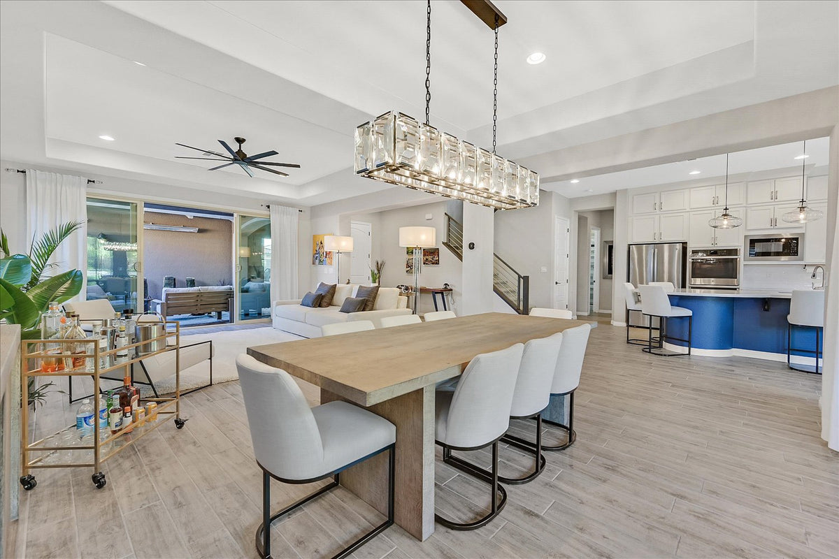 Dining Room Lighting Ideas for Luxury Homes