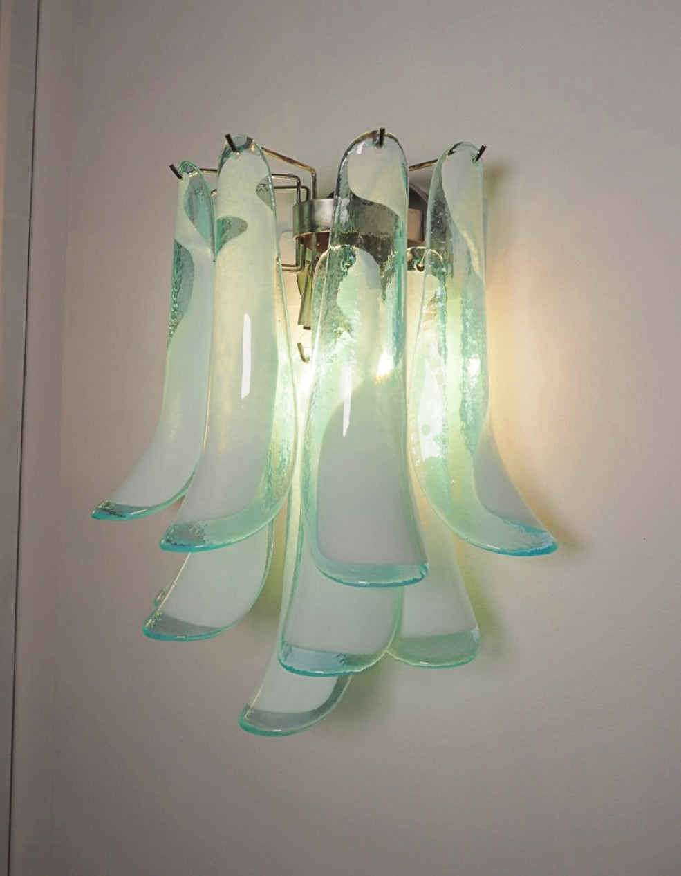 Murano Wall Lamp | 10 White Turquoise Lattimo Petal Glass | Set of 2