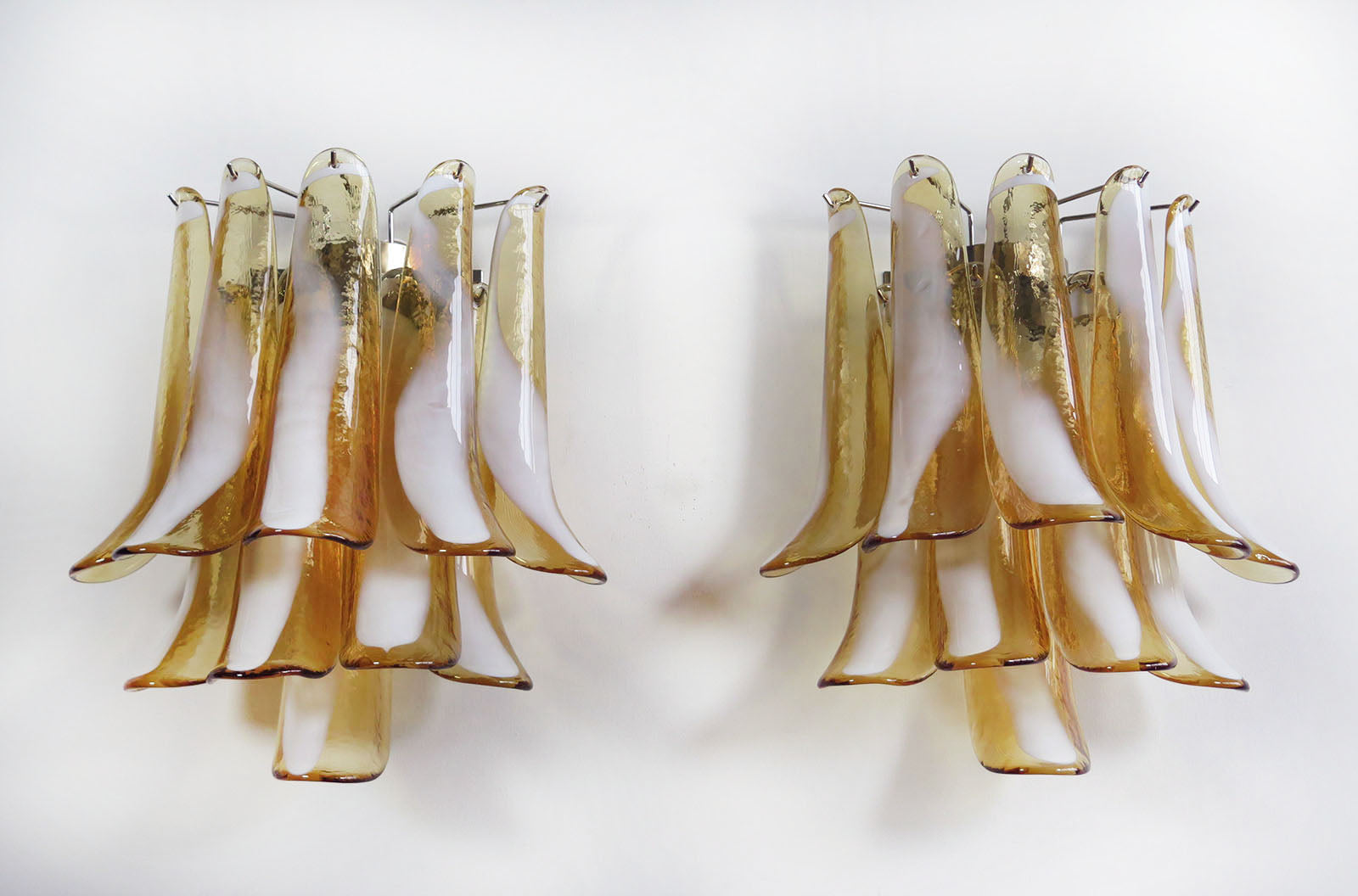Murano Wall Lamp | 10 Caramel-Coloured Petal Glass | Set of 2