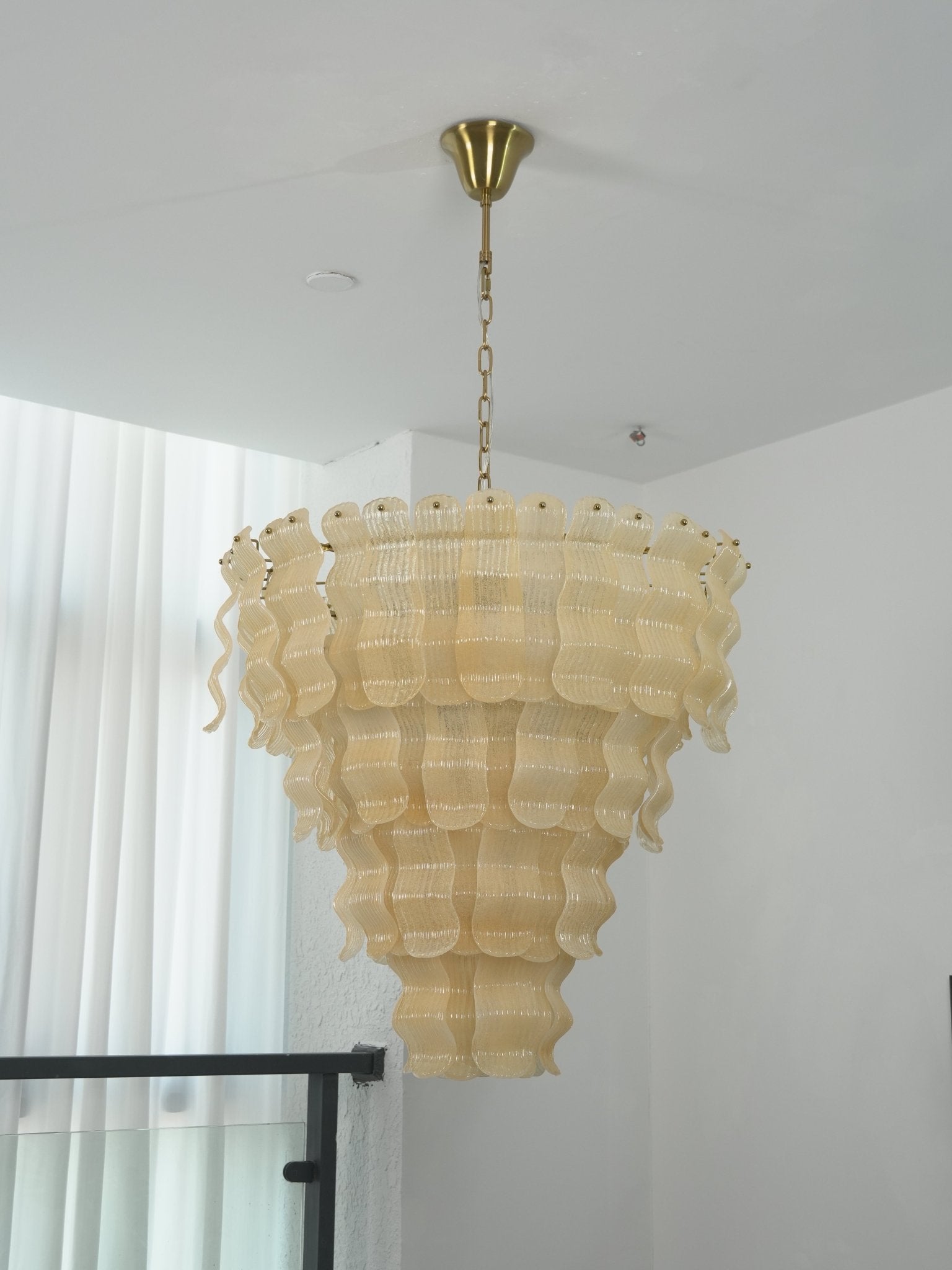 Modern Pollensa Chandelier product image