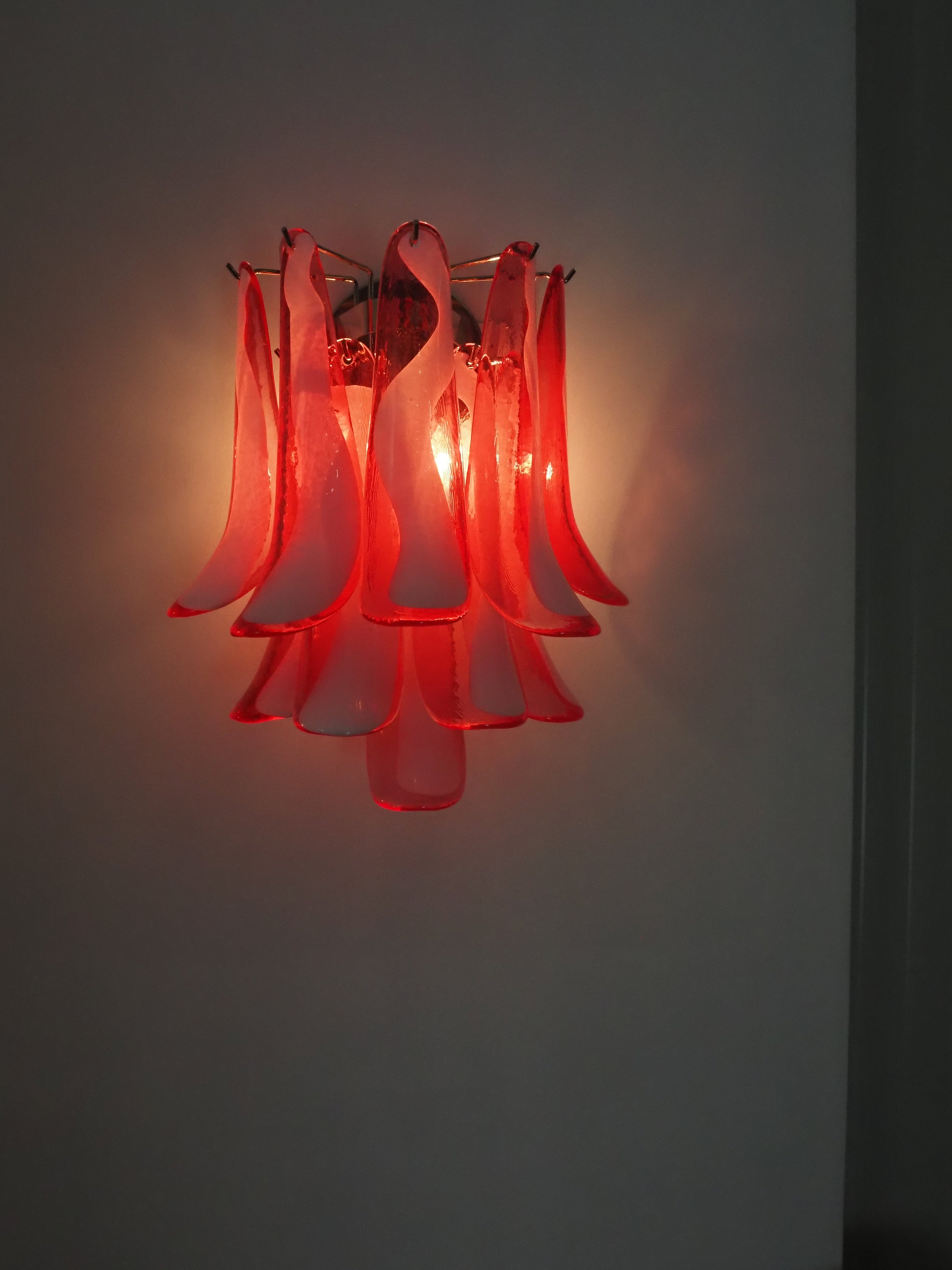 Murano Wall Lamp | 10 Red Petal Glass | Set of 2