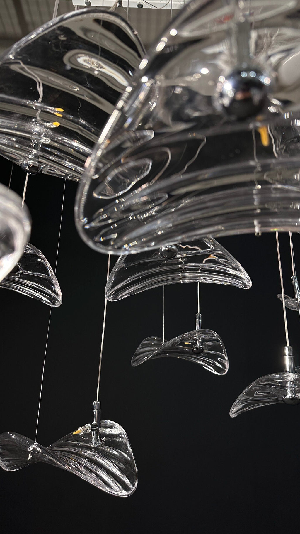 Smoke Manta Cluster Chandelier