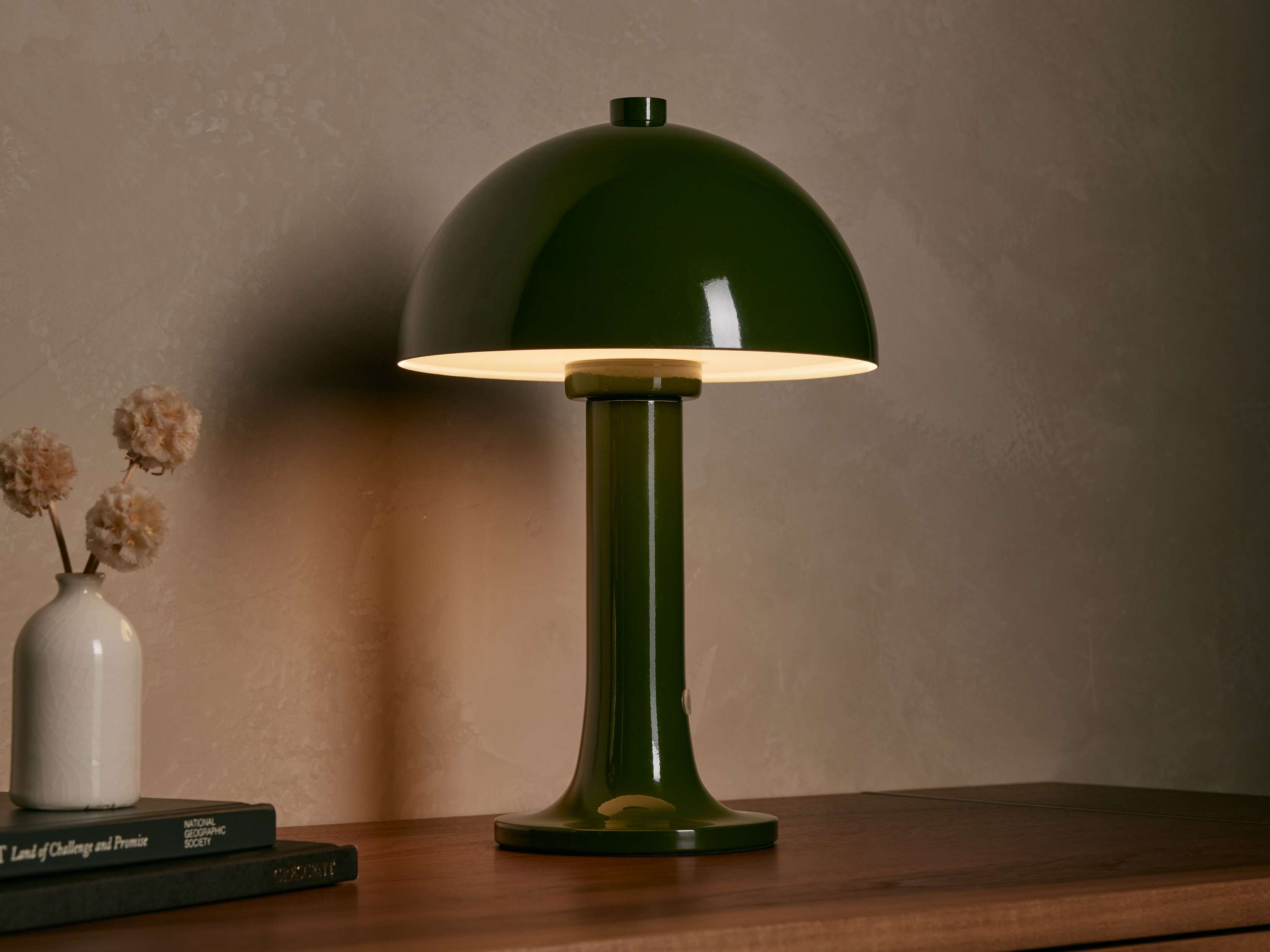 Jocy Portable Table Lamp