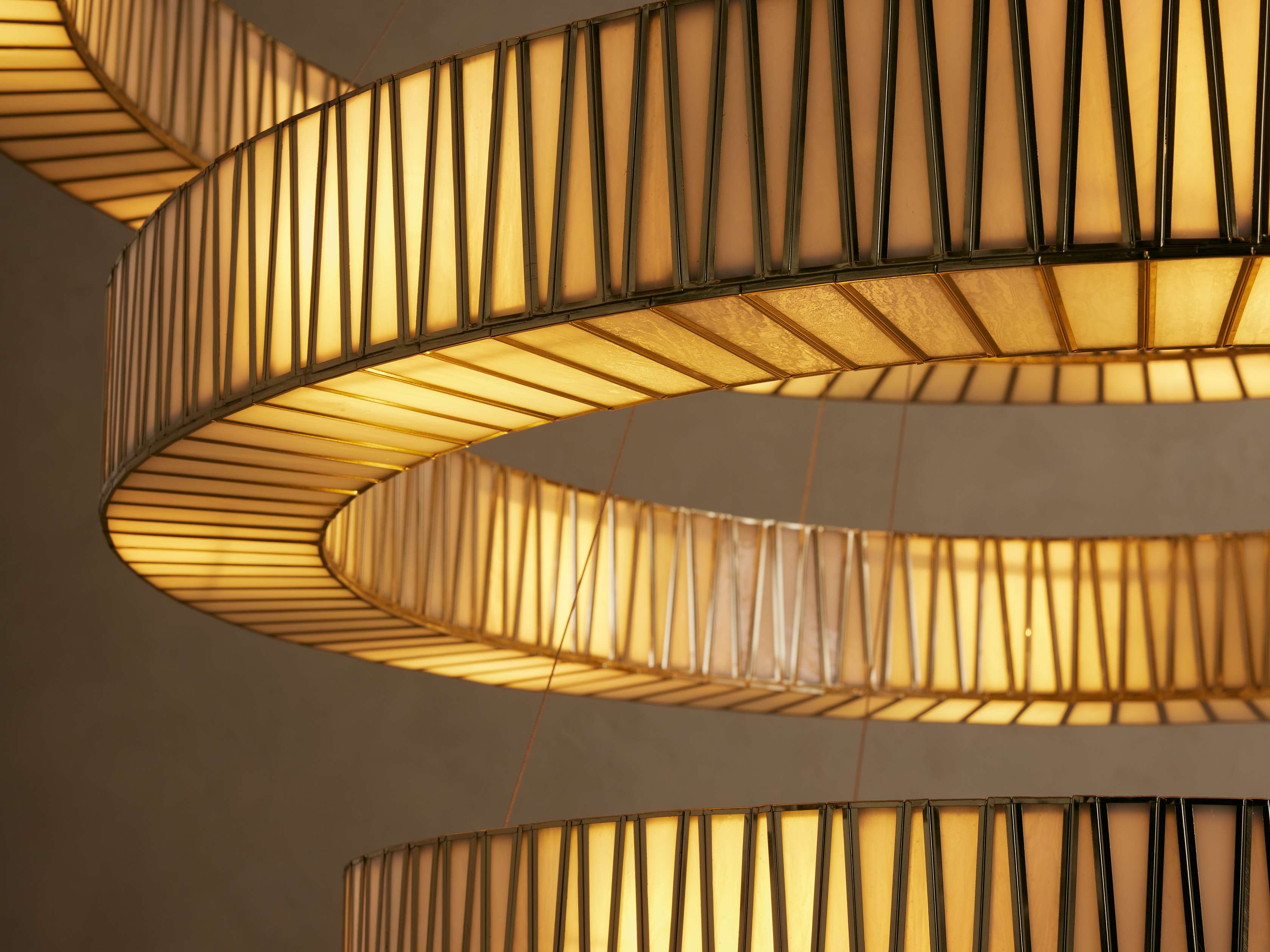 Jeunet 3-Tier Round Chandelier additional product view