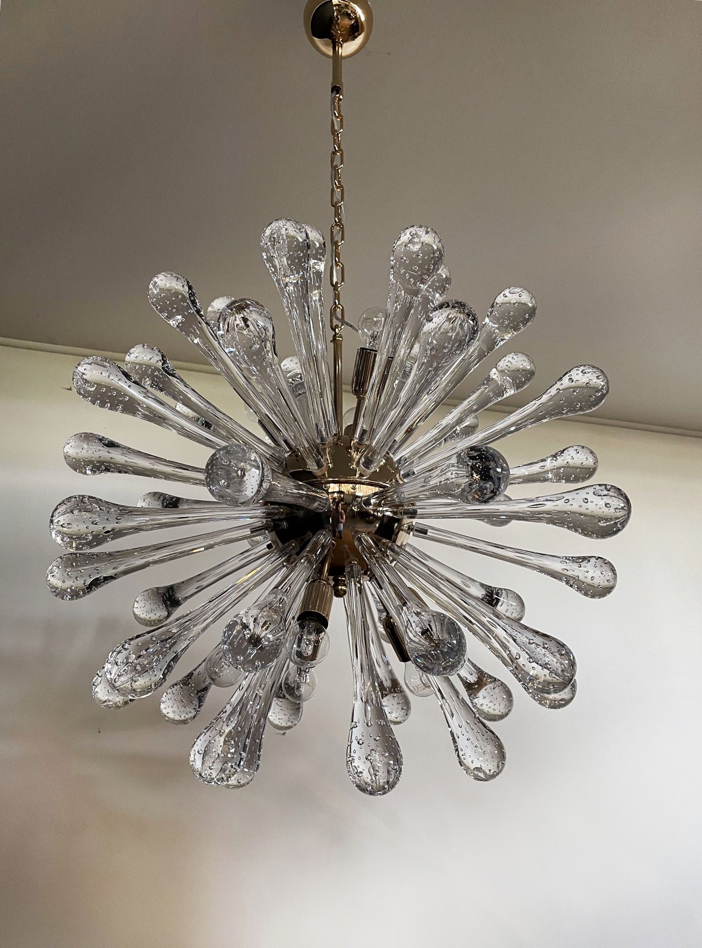 Murano Chandelier | 50 Clear Sputnik detail by Bling Lighting Studio