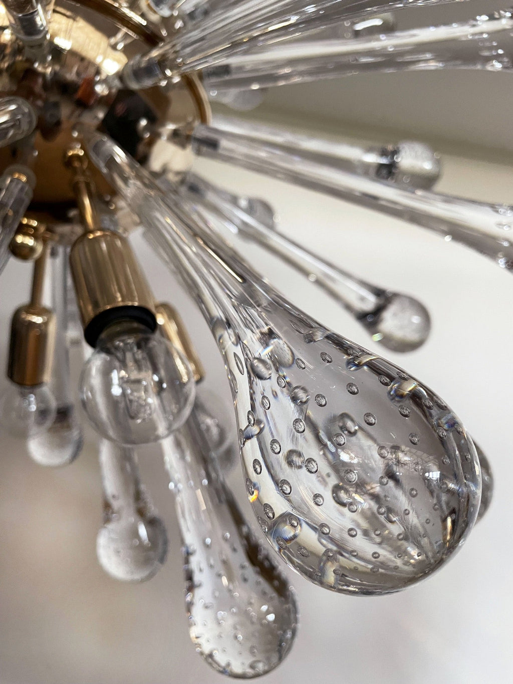 Murano Chandelier | 50 Clear Sputnik detail by Bling Lighting Studio