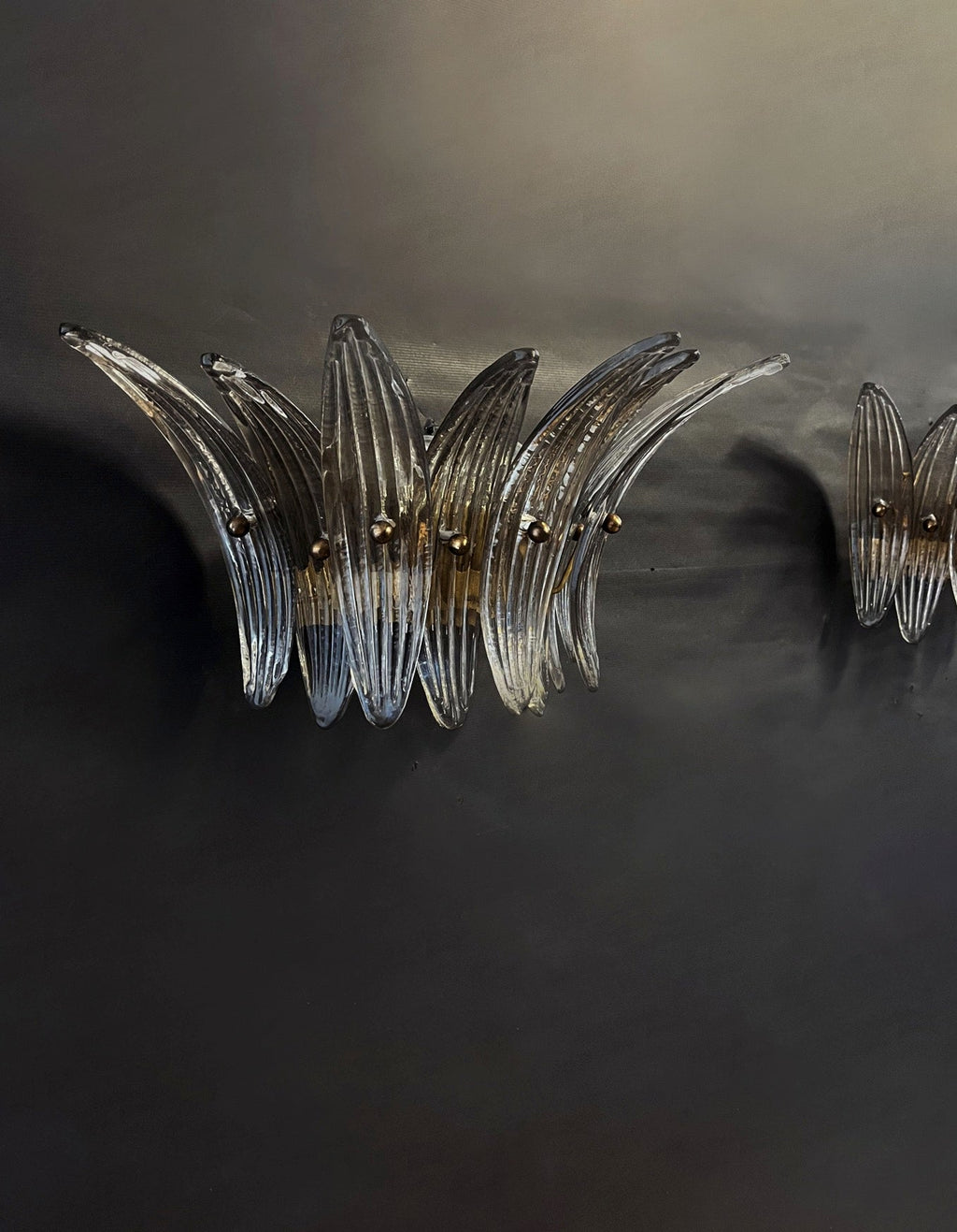 Murano Wall Lamp | 9 Smoked Palmette Glass | Set of 2