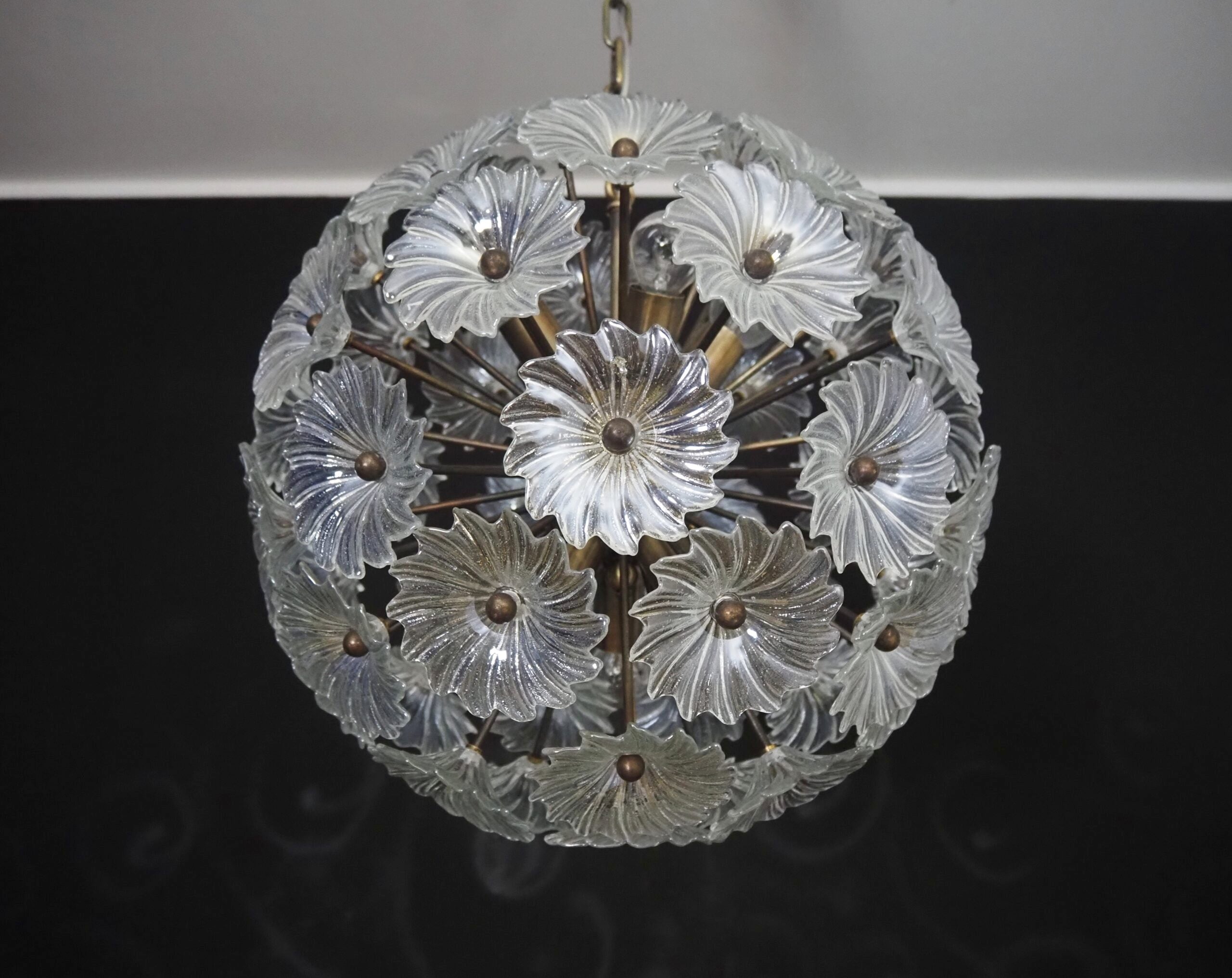 Murano Chandelier | 51 Clear Daisy Glass detail by Bling Lighting Studio