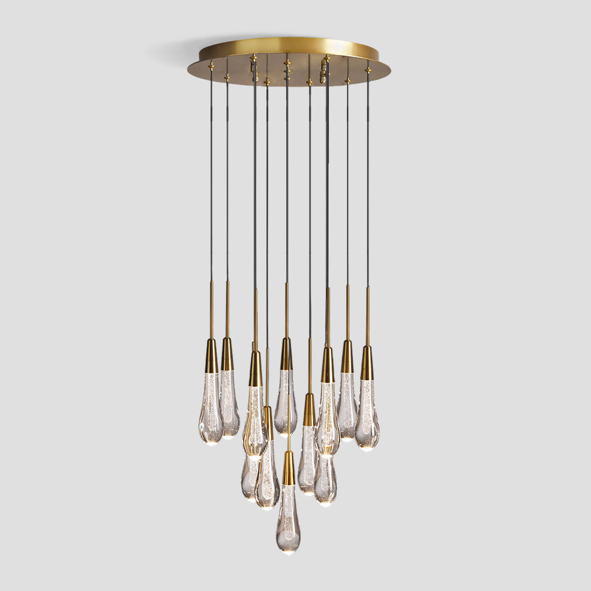 Soltaire Round Chandelier 17'' 24'' 36'' 40'' 58''D detail view