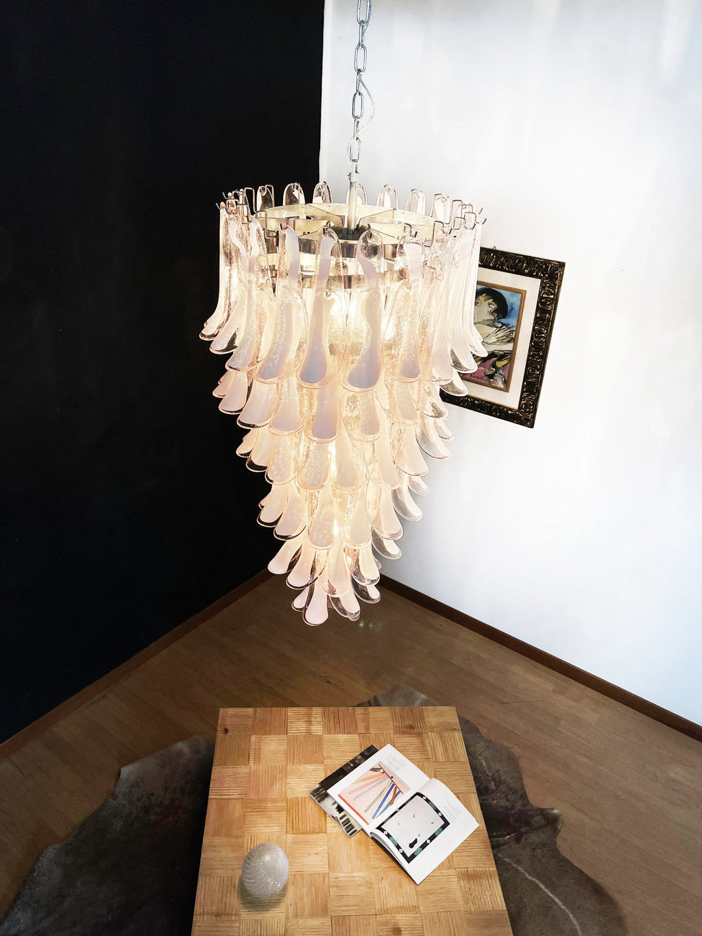 Petals Spiral Murano Pink Chandelier product image