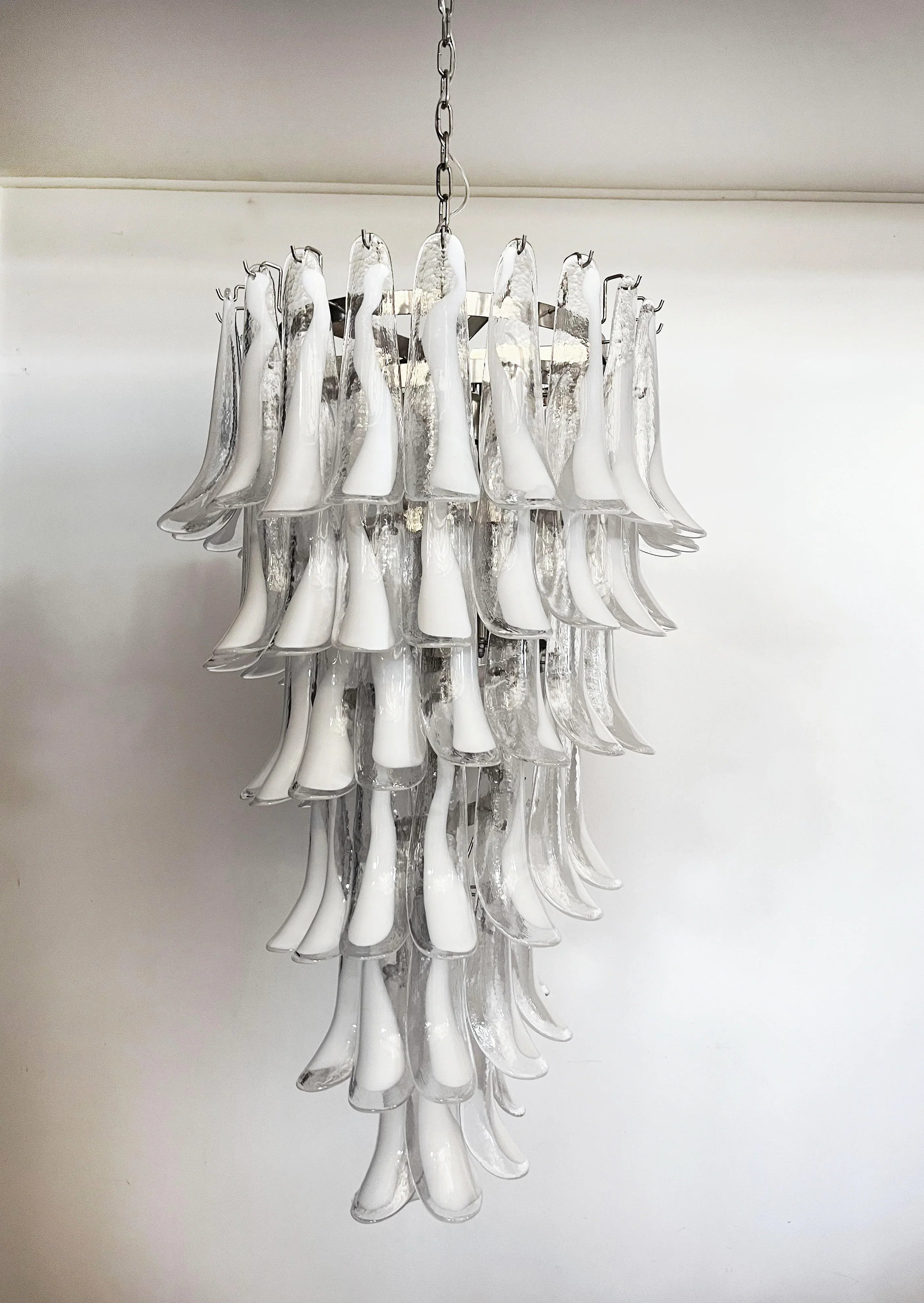 Petals Spiral Murano Transparent Chandelier product image