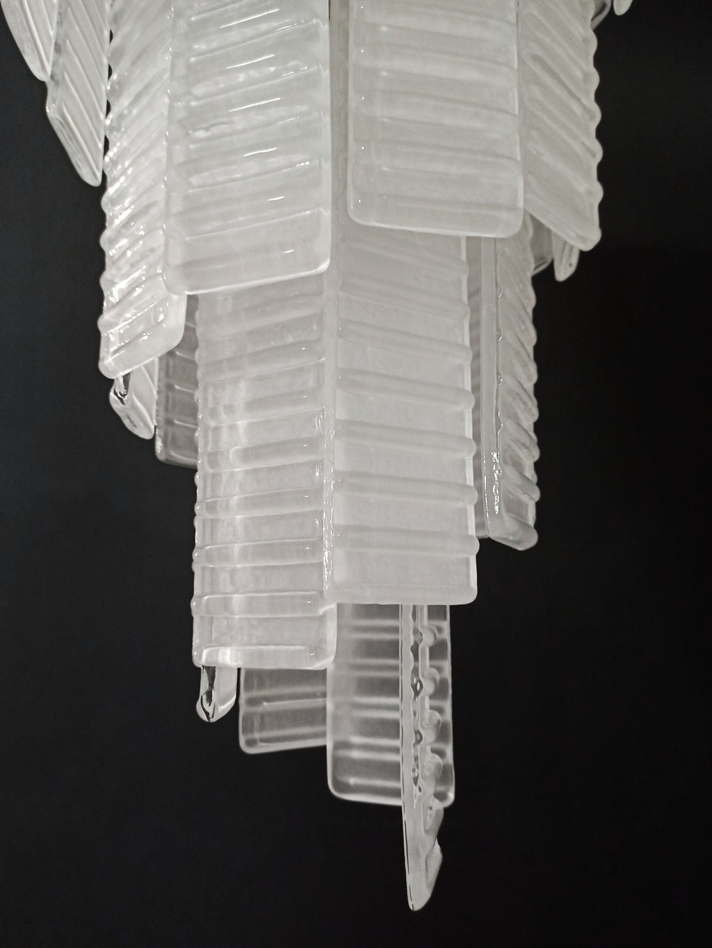 Murano Chandelier | 83 White Spiral Glasses detail by Bling Lighting Studio