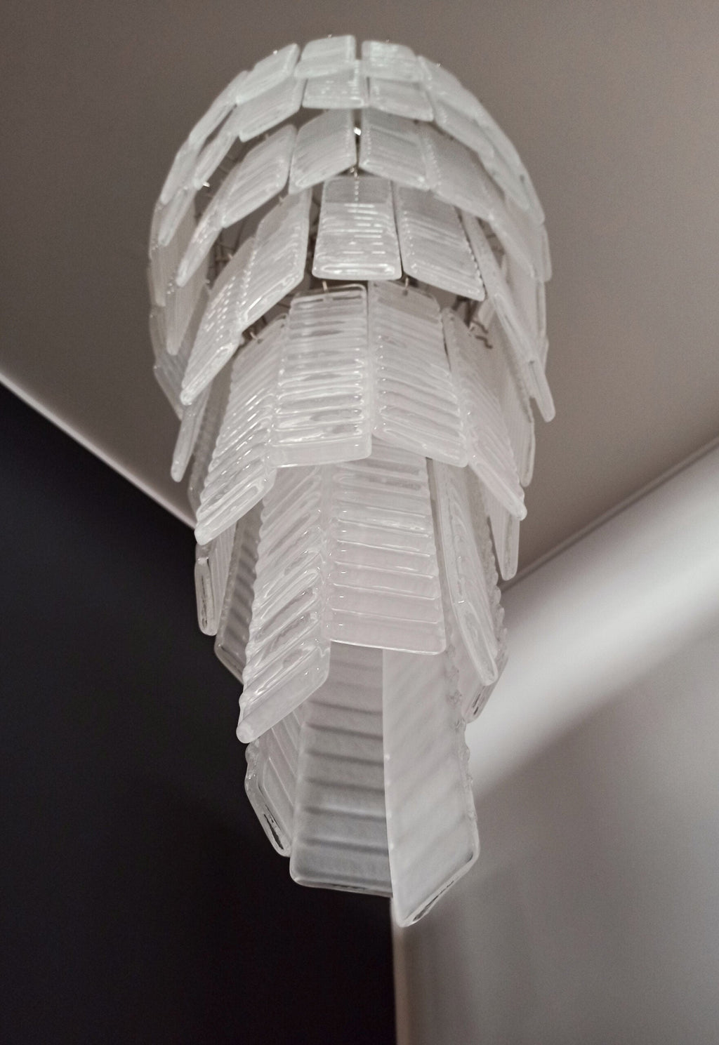 Murano Chandelier | 83 White Spiral Glasses detail by Bling Lighting Studio