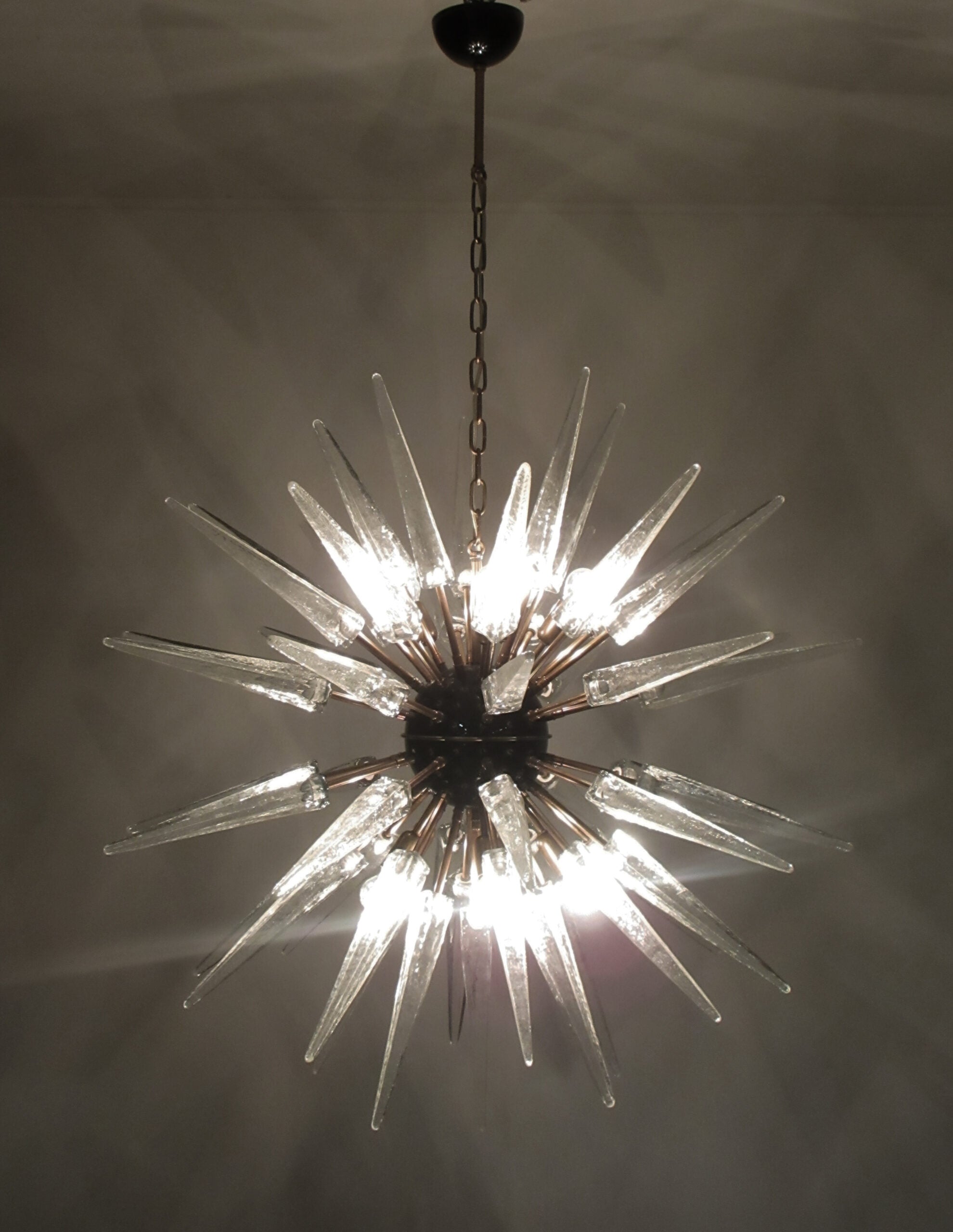 Murano Chandelier | 51 Clear Sputnik detail by Bling Lighting Studio