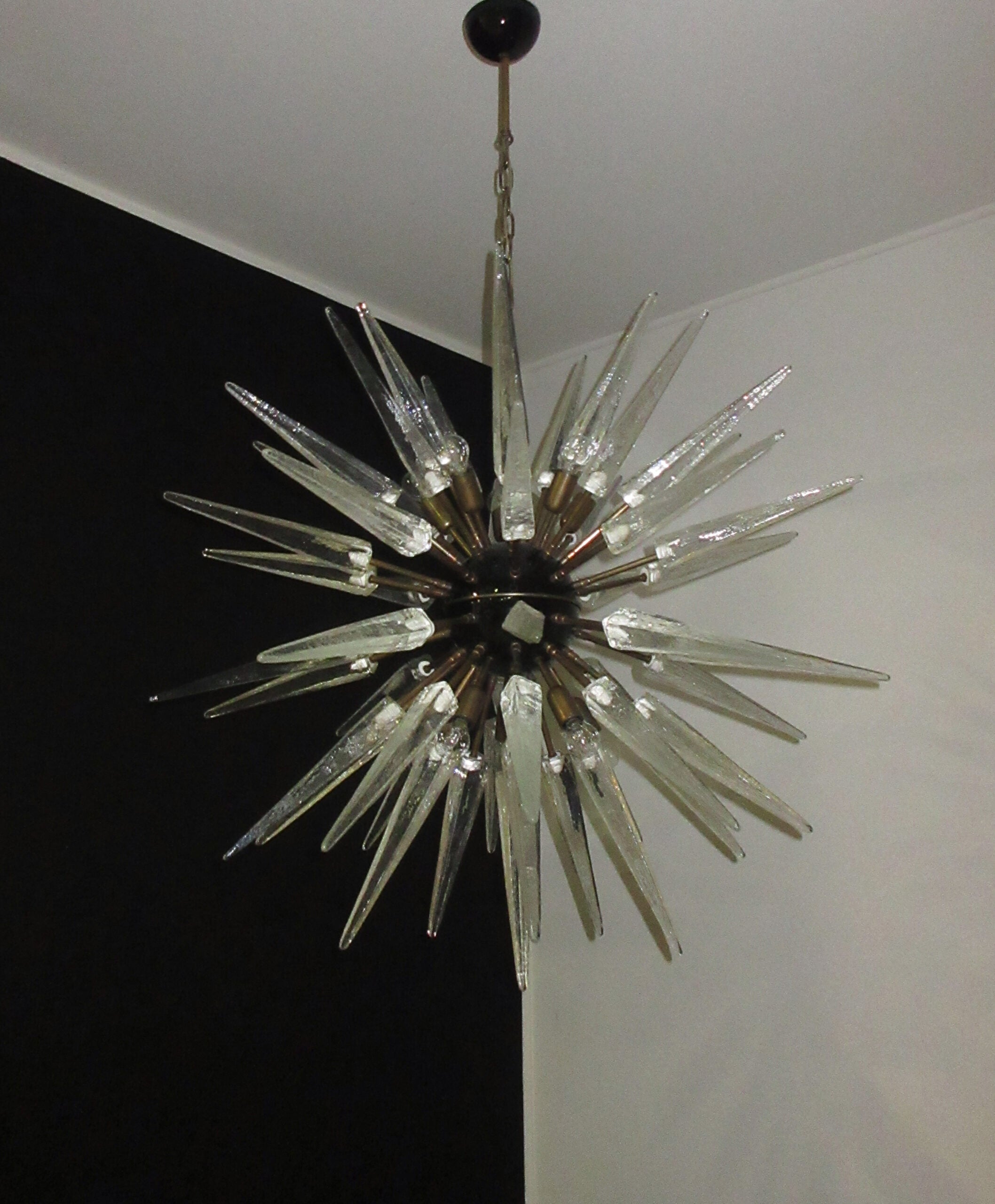 Murano Chandelier | 51 Clear Sputnik detail by Bling Lighting Studio