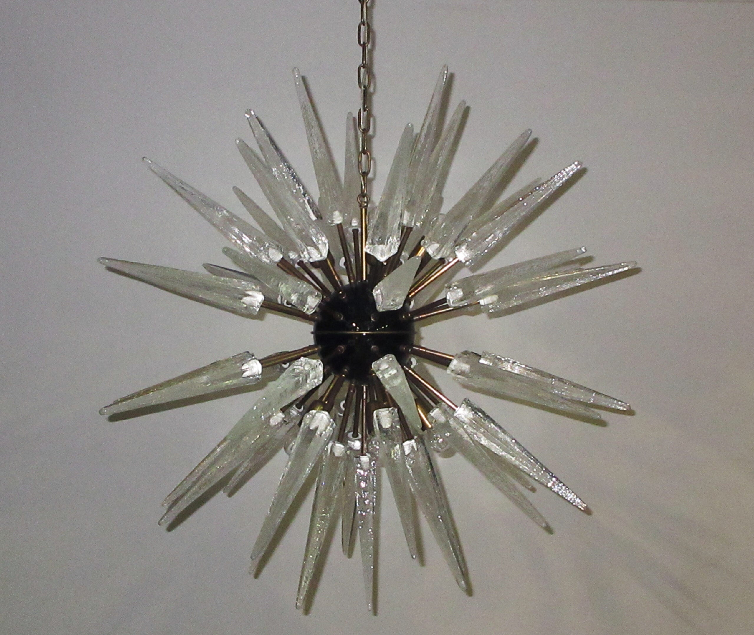 Murano Chandelier | 51 Clear Sputnik detail by Bling Lighting Studio