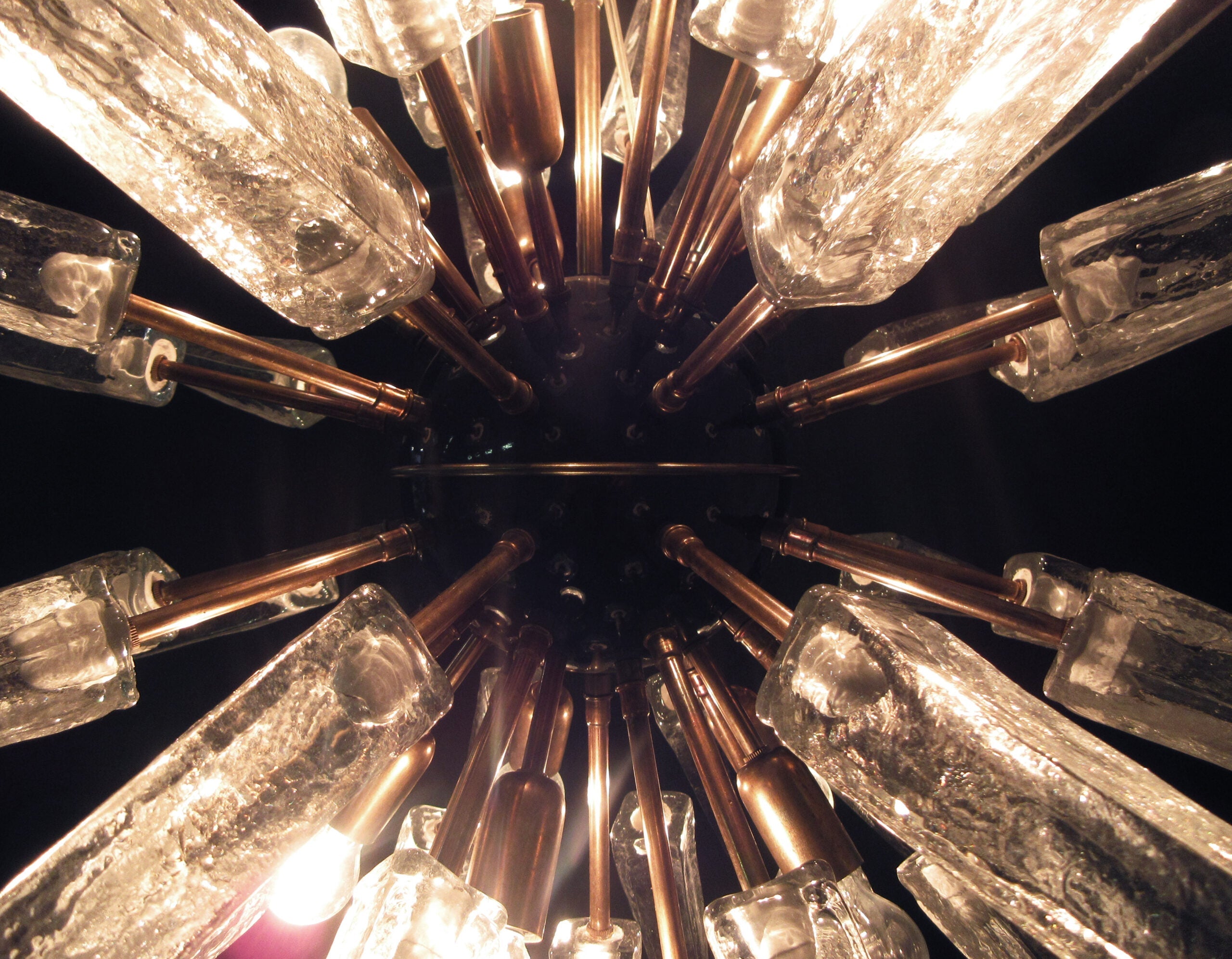 Murano Chandelier | 51 Clear Sputnik detail by Bling Lighting Studio