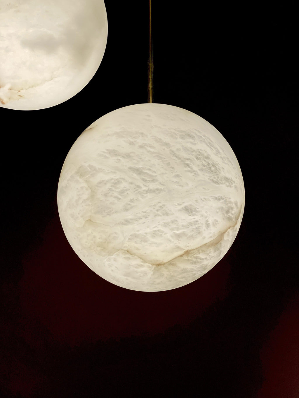 Galaxy Contemporary Italian Alabaster Globe Chandelier material and finish detail