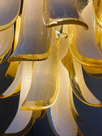 Murano Chandelier – 26 petals – Amber
