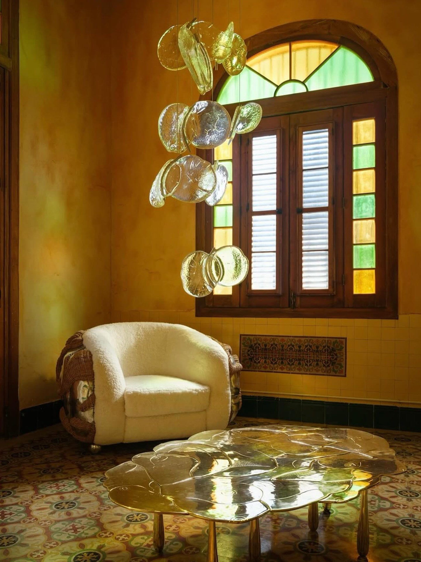 Luminous Glass Petals Pendant Lamp