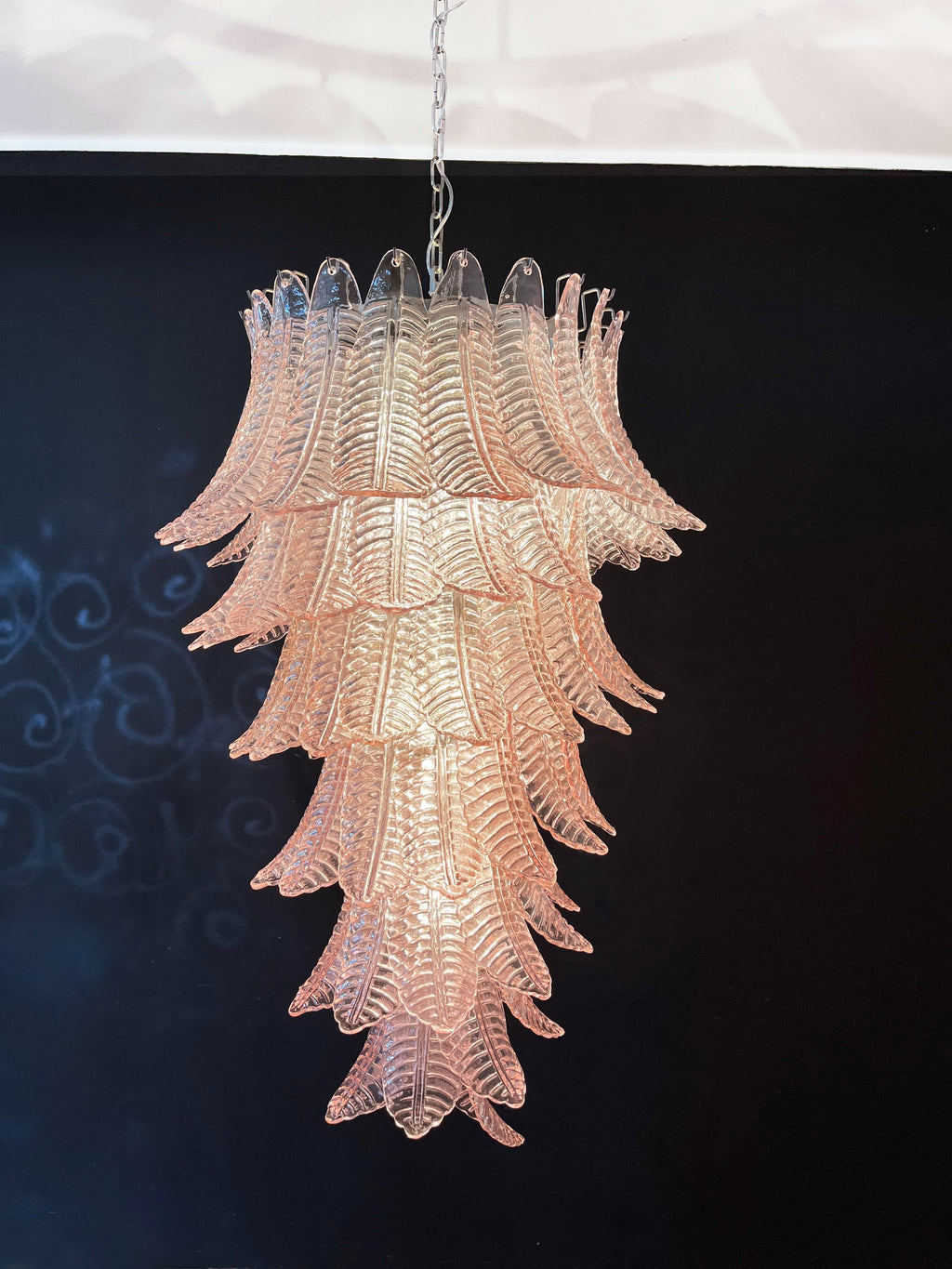 Murano Pink Felch Spiral Chandelier product image