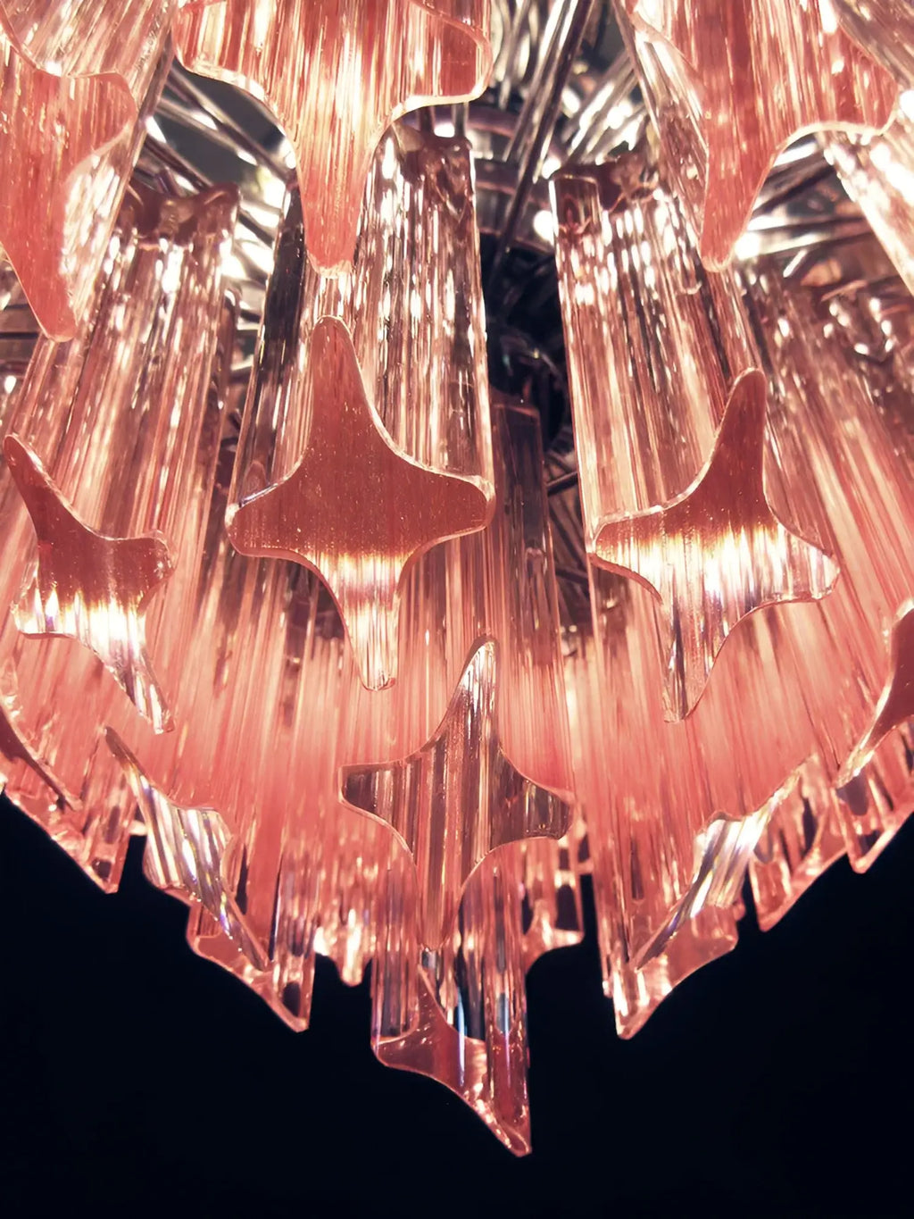 Murano Quadriedri Prisms Pink Chandelier product image