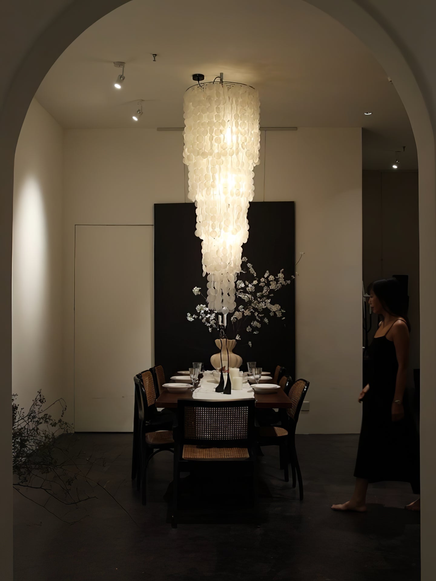 Modern Nerida Shell Chandelier product image