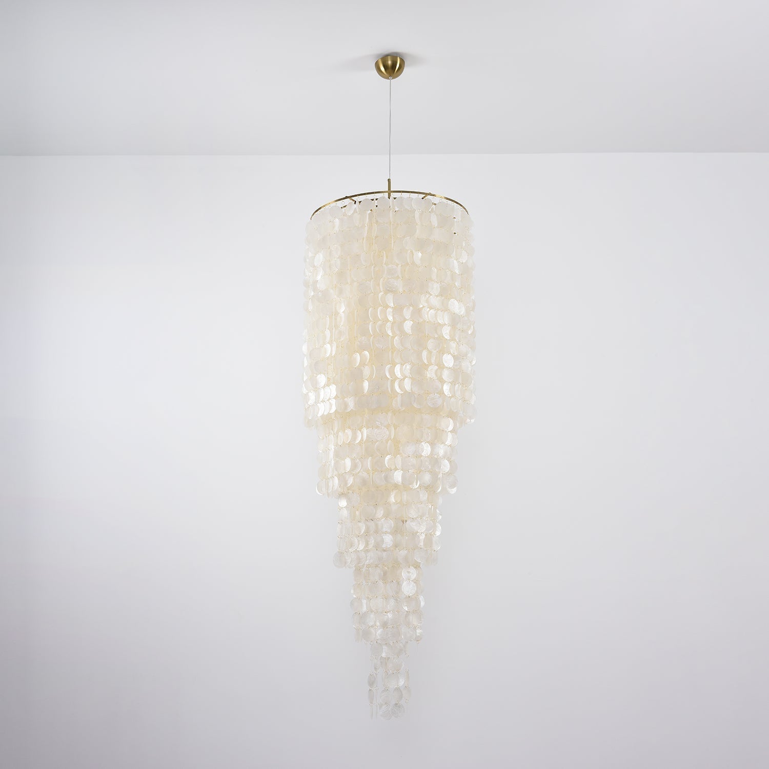 Modern Nerida Shell Chandelier product image