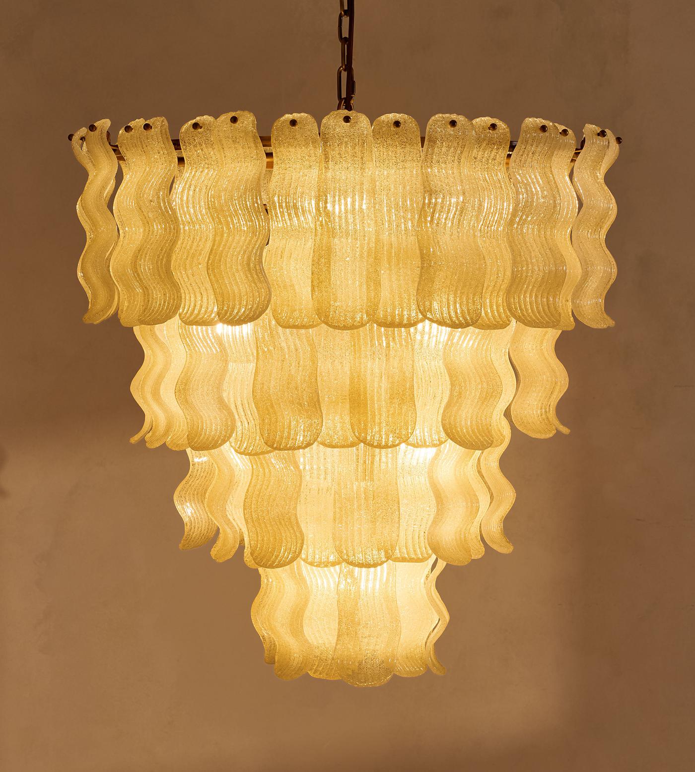 Modern Pollensa Chandelier material and finish detail