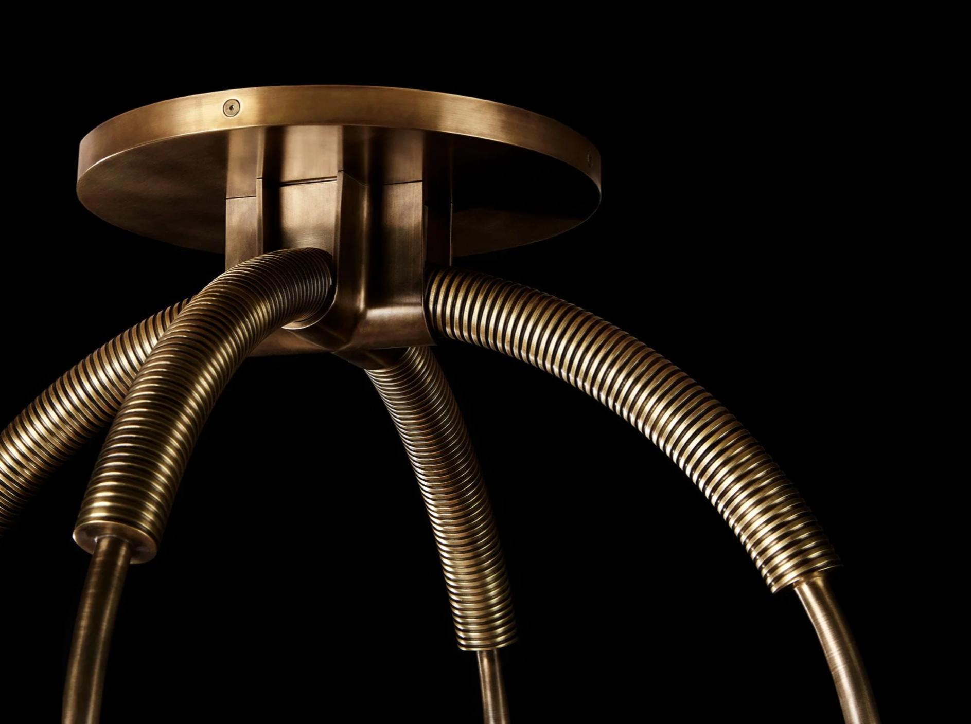 PATUS MEDIAN 4 PENDANT Ø35" by Bling Lighting Studio