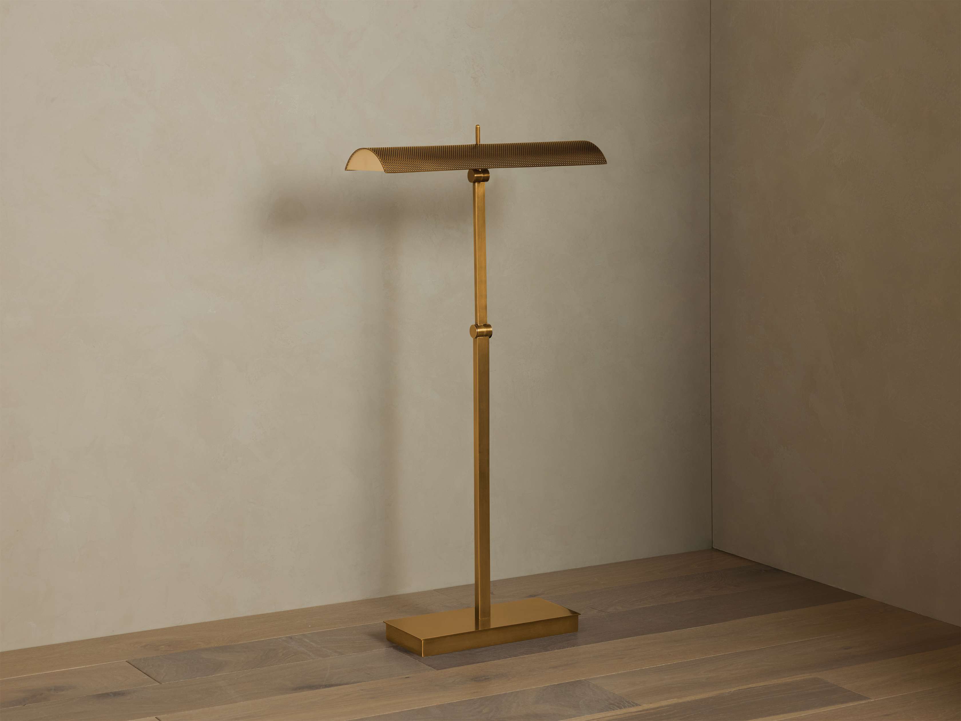 Abel Metal Floor Lamp detail view