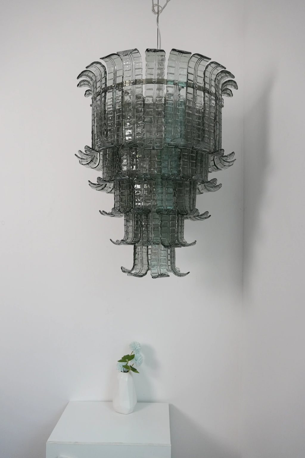 Elegant Leaf-Shaped Murano Glass Chandelier product image